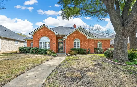 2676 Daisy Ln, Richardson, TX 75082