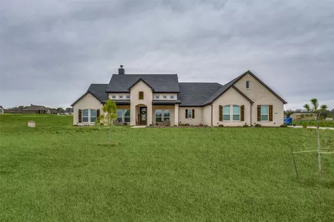 1001 Dama Ct, Weatherford, TX 76087