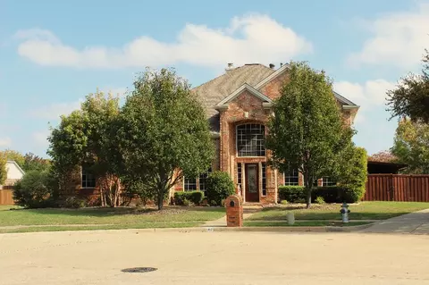 140 Paige Ct, Murphy, TX 75094