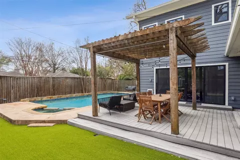 6852 Freemont St, Dallas, TX 75231