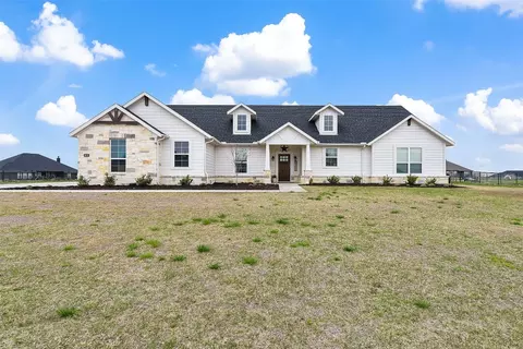 5009 Freestone Dr, Weatherford, TX 76085