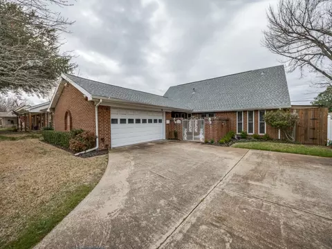 2635 Heatherwood Dr, Dallas, TX 75228
