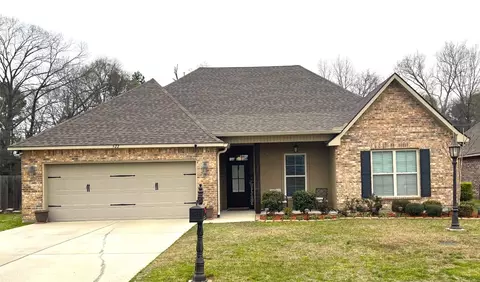 522 Astor Pl, Shreveport, LA 71106