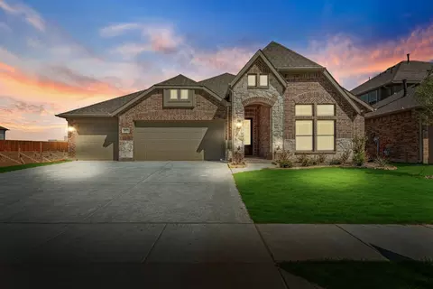 1052 Fleetwood Dr, Justin, TX 76247