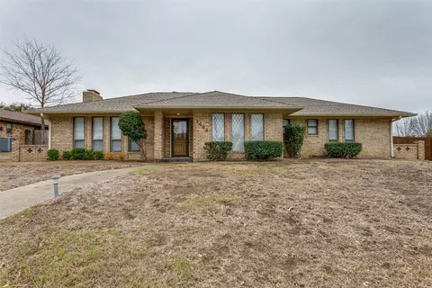 1444 Cheyenne Rd, Lewisville, TX 75077