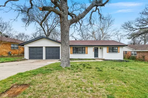 7241 Hightower St, Fort Worth, TX 76112