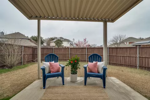 Exterior - 8113 Freeman Dr, Rowlett, TX 75089 photo 6 of 7