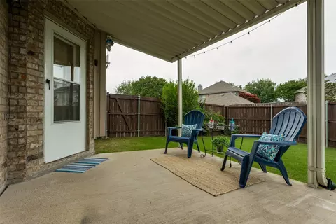Exterior - 8113 Freeman Dr, Rowlett, TX 75089 photo 4 of 7