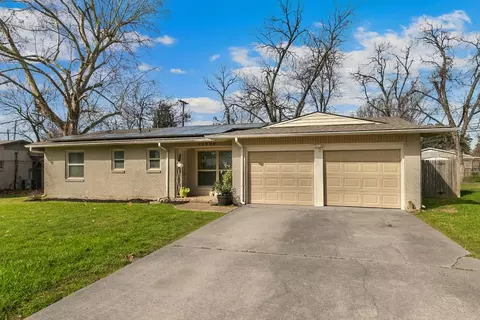 13609 Pyramid Dr, Farmers Branch, TX 75234