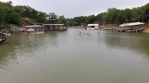 1440 N Lakeview Dr, Palo Pinto, TX 76484