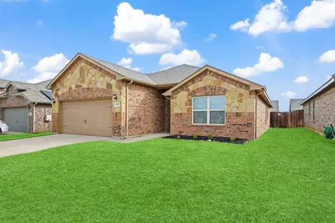 9117 Poynter St, Fort Worth, TX 76123