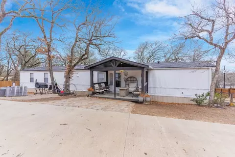 6030 Hidden Cir, Azle, TX 76020