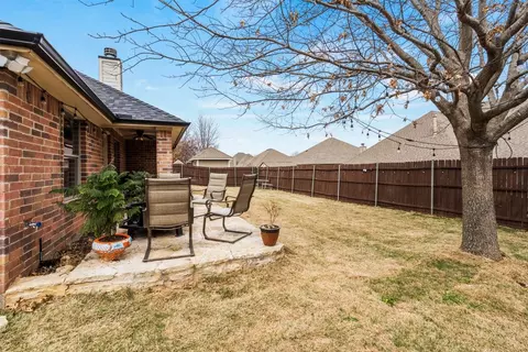 Exterior - 809 Concord St, Cleburne, TX 76033 photo 9 of 10
