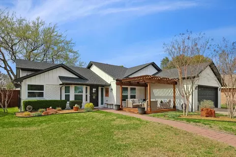 4 Llano Dr, Trophy Club, TX 76262