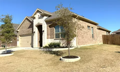 Exterior - 4307 Shadow Dr, Forney, TX 75126 photo 2 of 5