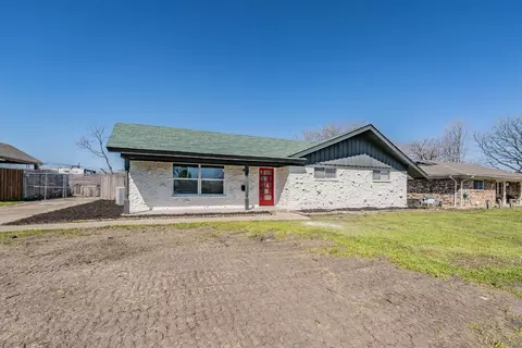 8205 Jerrie Jo Dr, North Richland Hills, TX 76180