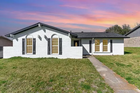 1431 Aldenwood Dr, Dallas, TX 75232