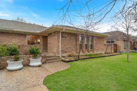 7326 Woodthrush Dr, Dallas, TX 75230