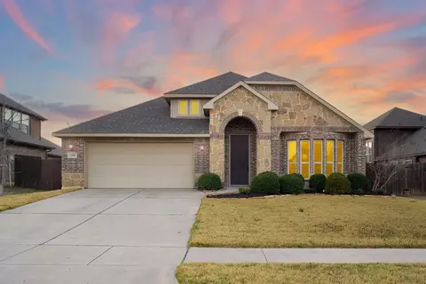 1108 Star Grass Dr, Mansfield, TX 76063