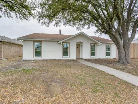 5900 Redwood Ln, Rowlett, TX 75089