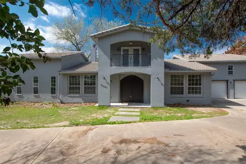 2001 Wildwood Dr, Grand Prairie, TX 75050