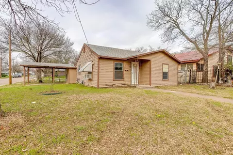 401 N Brazos Ave, Cleburne, TX 76031
