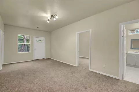Bedroom - 504 E College St, Terrell, TX 75160 photo 3 of 4