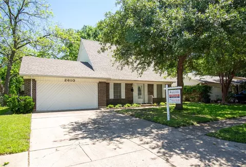 2610 Nottingham Dr, Garland, TX 75041
