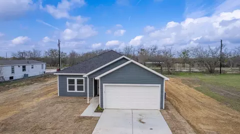 107 Lewald Ln, Quinlan, TX 75474