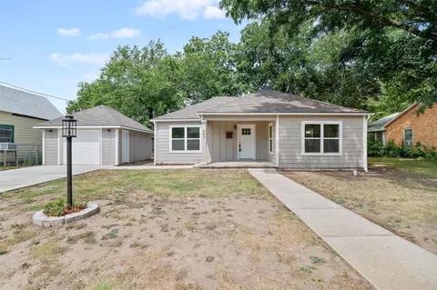 603 N Weaver St, Gainesville, TX 76240