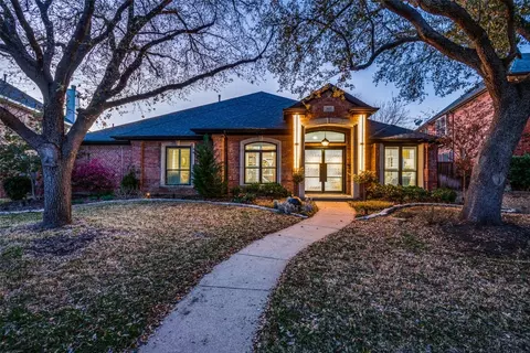 7413 Crenshaw Dr, Plano, TX 75025