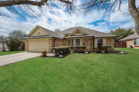 313 Cindy St S, Keller, TX 76248