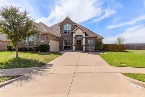 905 Rio Vista Dr, Desoto, TX 75115