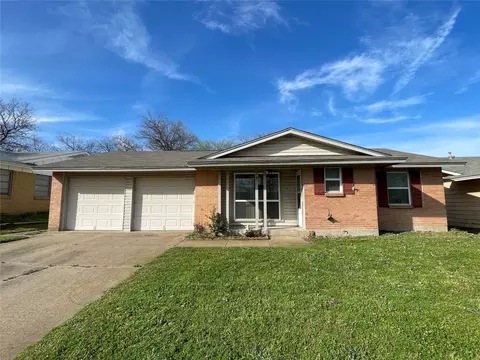 1837 Red Bud Ln, Plano, TX 75074