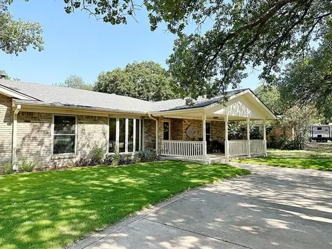 Exterior - 1901 Castle Dr, Clyde, TX 79510 photo 2 of 8