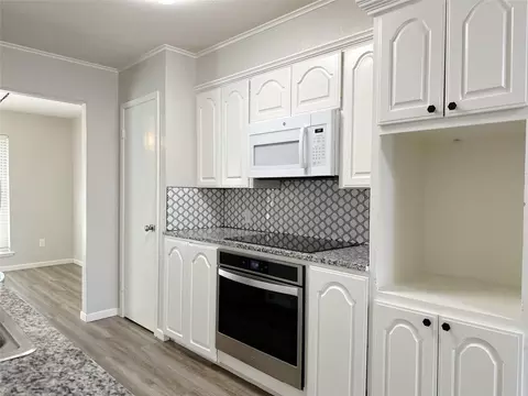 Kitchen - 1901 Castle Dr, Clyde, TX 79510 photo 1 of 3