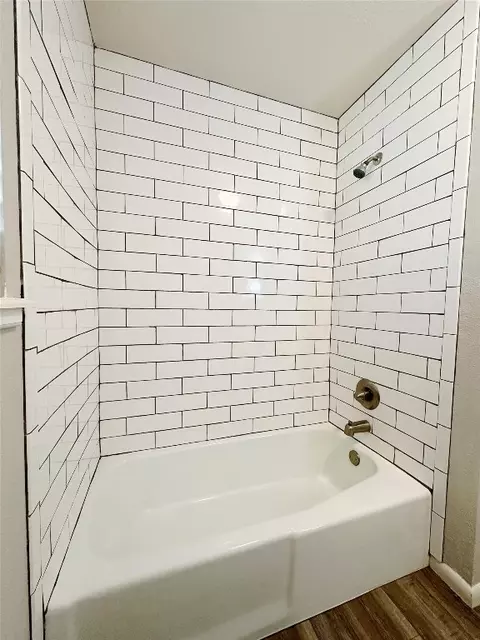 Bath - 1901 Castle Dr, Clyde, TX 79510 photo 5 of 5