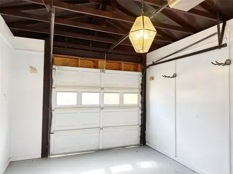 Exterior - 1901 Castle Dr, Clyde, TX 79510 photo 6 of 8