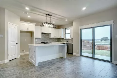 238 Legacy Blvd, Weatherford, TX 76085