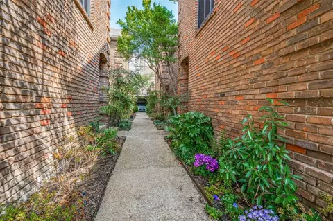 3918 Holland Ave #108, Dallas, TX 75219
