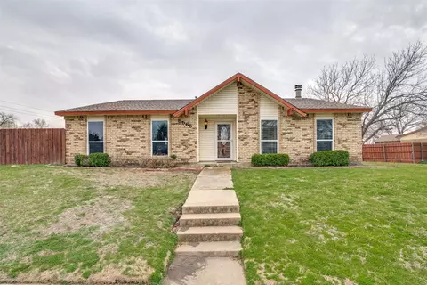 5565 Vaden St, The Colony, TX 75056