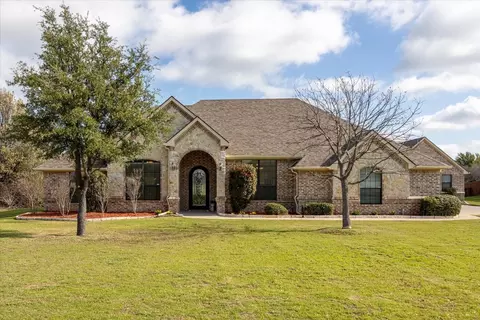 2302 Emerald Bend Ct, Granbury, TX 76049
