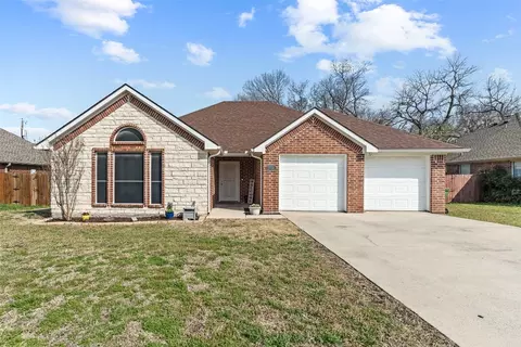 1539 Pioneer Vly, Howe, TX 75459