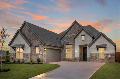 129 Goldfinch Rd, Joshua, TX 76058