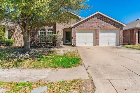 1036 Ingram Dr, Forney, TX 75126