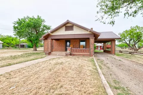 502 S Cedar St, Trent, TX 79561