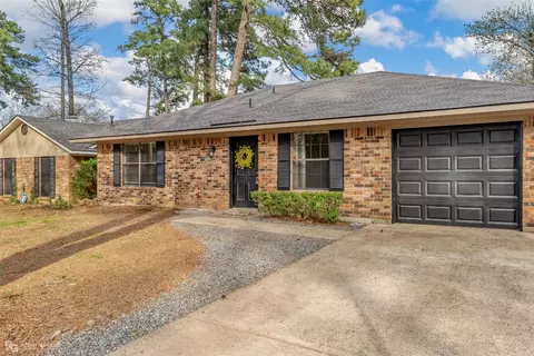 2620 Oakside Dr, Haughton, LA 71037