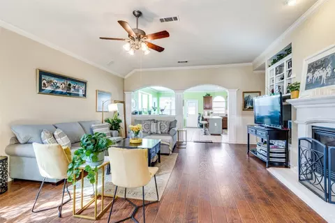 4520 Chesapeake Bay Dr, Fort Worth, TX 76123