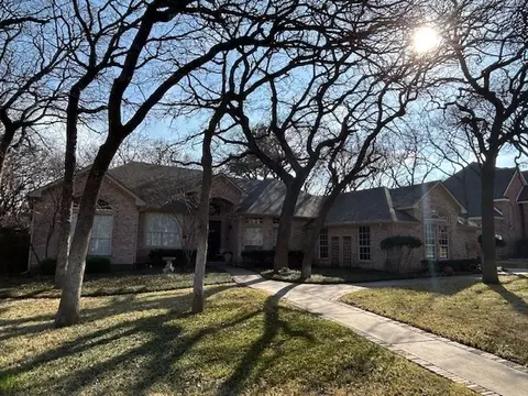 10 Oak Forrest Cir, Denton, TX 76210