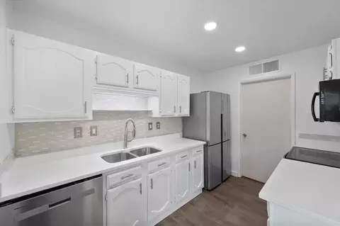 5801 Truitt Cir, The Colony, TX 75056